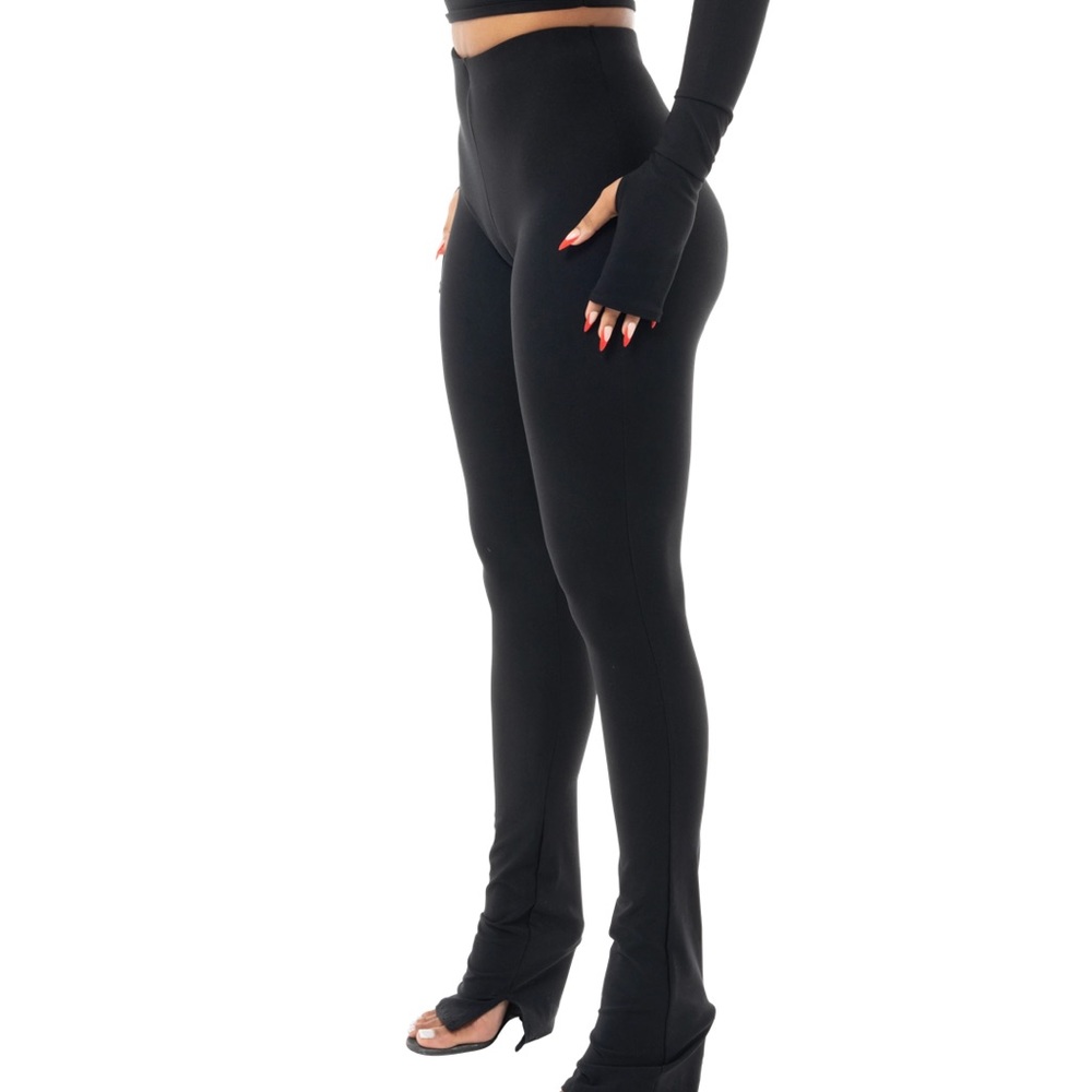 HIGH RISE SIDE SPLIT LEGGINGS - COUCOO